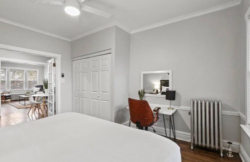 Avondale Apartamento | 2BR Stylish Apartment in Avondale close to Shops - Roscoe 1W