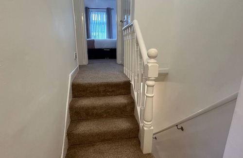 Ormeau Casa | 2br Stylish Ormeau Road House