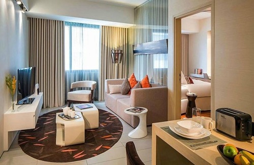 Queenstown Apartamento | 2BR suite at Rochester Dr|| Near Buona Vista MRT || 780 sqft||