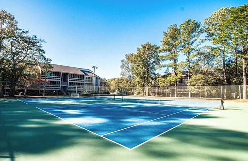 New Bern Apartamento | 2BR Townhouse w/ Whirlpool in New Bern