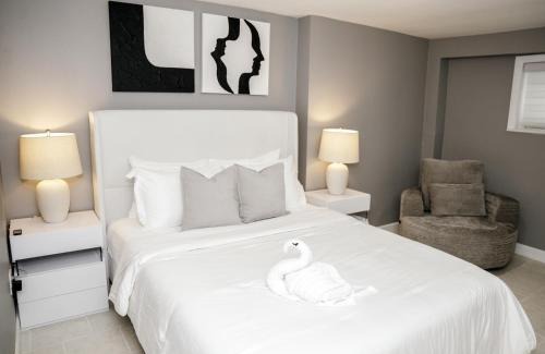 Belmont Cragin Casa | 2BR Travelers Favorite Modern