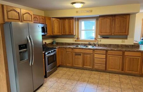 Wellsboro Casa | ​​2BR w/ Fireplace | Backyard Seating + Firepit