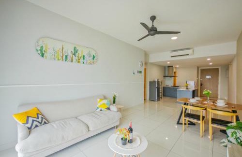 Central District Apartamento | 2BR WIFI, Mid Valley, Mosaic Southkey, 5-7 pax, 7 mins to CIQ