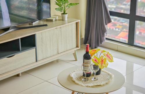 Central District Apartamento | 2BR WIFI, Mid Valley, Mosaic Southkey, 5-7 pax, 7 mins to CIQ