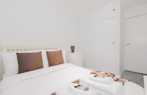 Whittington Apartamento | 2BR with parking, Mill Hill, NW London, 10min Tube