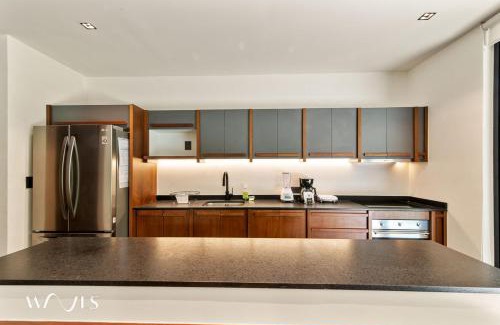 Playa Paraiso Apartamento | 2BR wPrivate Pool - Steps away from the Beach