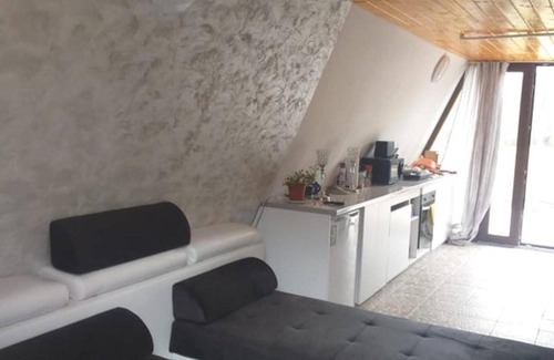 Bran Cabina | 2brcabin-fireplace-hottub-sauna-skiresort