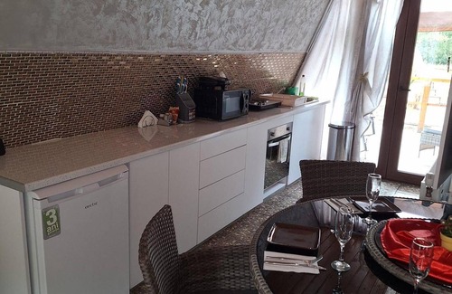 Bran Cabina | 2brcabin-fireplace-hottub-sauna-skiresort