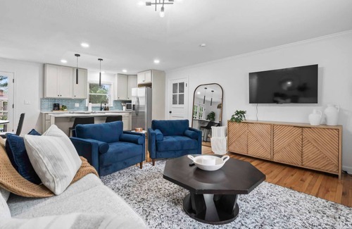 Prairie Village Casa | 2BRHome/Close to Plaza/Quiet Neighborhood