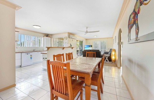 Bellara Apartamento | 2BRM Self Contained Apt - Pumicestone Passage Views