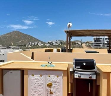 Cerritos Apartamento | 2C Stunning Top Floor Unit, Breathtaking Ocean Views