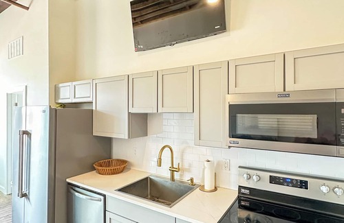 Honey Grove Casa | 2C Vintage View