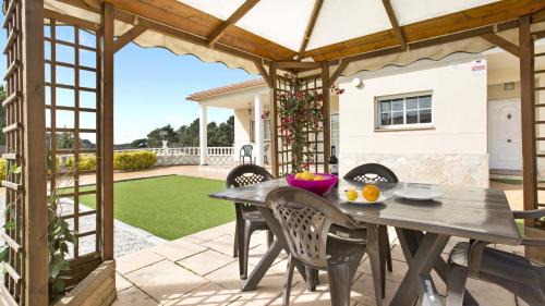 Vidreres Villa | 2Caro - Lloret de Mar