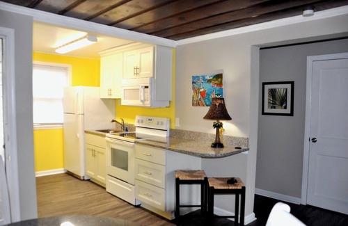 Willoughby Spit Casa | 2DBeach! BEACHFRONT!, Kayak, swim!
