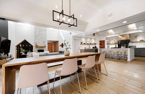 Clodine Casa | 2kngs custom design experience new clean