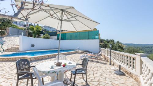 Vidreres Villa | 2Mari01 - Lloret de Mar
