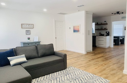 Hobe Sound Casa | 2miles to Beach, Entire Home + Guest House + Heated Pool