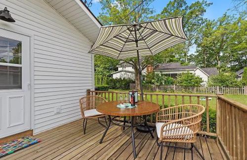 Saugatuck Casa | 2min walk downtown-Pet Friendly-Offstreet Parking
