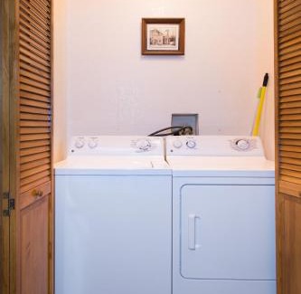 North Wawona Casa | 2N Big Pine Lodge