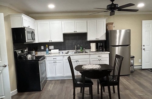 Seneca Falls Apartamento | 2nd Floor Apartment in Downtown Seneca Falls