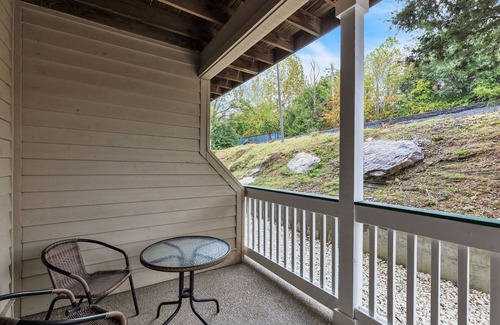 Nashville Condominio | 2nd Floor Back Side Suite - 206 by Grand Wood Suites