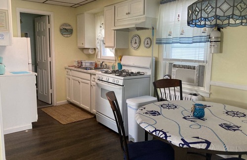 Seaside Heights Cabaña | CASA PRIVADA A 100 PIES DE BOARDWALK / BEACH
