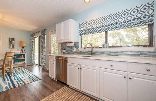 North Forest Beach Casa | 2nd Row 5 Bed 3 and one half Bath Pet Friendly Ocean View Beach House