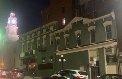 Winchester Apartamento | 2nd Story Historic Downtown 2BR with Modern Amenities