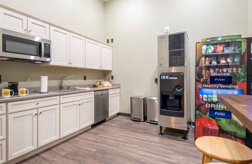 Hickory Casa | 2nd Street Inn Room #14
