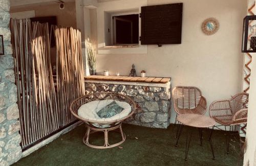 Puget-Theniers Apartamento | 2P au coeur des montagnes avec piscine chauffée