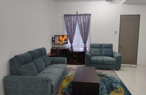 Bota Casa | 2storey Asraf's homestay
