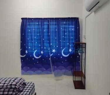 Bota Casa | 2storey Asraf's homestay