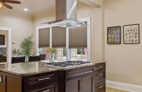 Lakeland Casa | 2x Properties + Pool + Pet Friendly