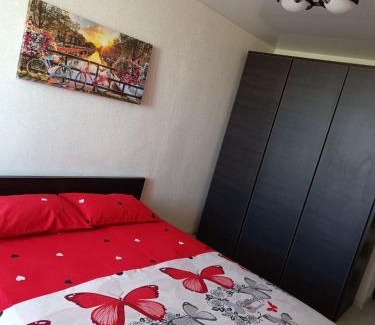 Chornomorsk Apartamento | 3-кімнатна квартира в центрі
