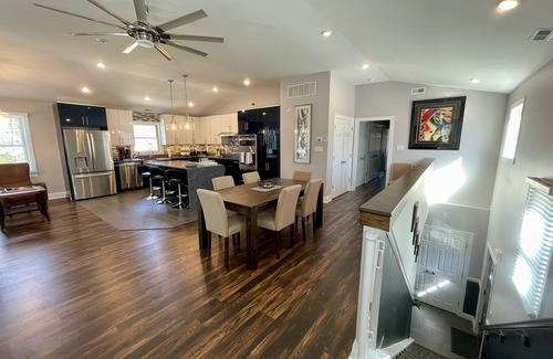 Cape May Court House Apartamento | 3,000 sq.ft. 8 Guests, 3-Bed, 3-Bath, Pool, Spa, Outdoor Kitchen, Gardens, WiFi.