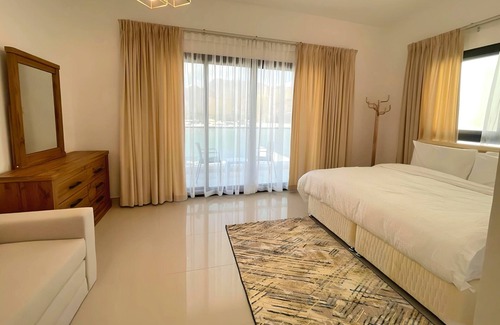 Al-Fujairah Villa | 3+1 Bed Al Dana Paradise Luxury Villas in Palm Fujairah with Sea View