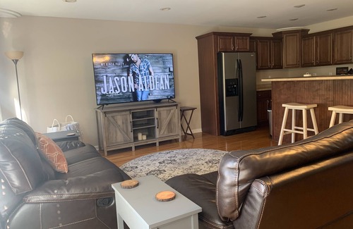 Bristol Casa | 3/2.5 Townhome near downtown Bristol, TN