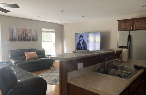 Bristol Casa | 3/2.5 Townhome near downtown Bristol, TN