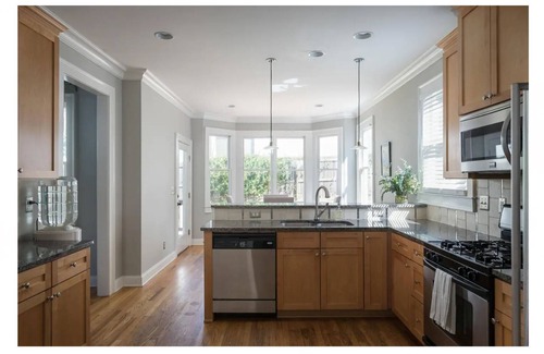 Cabbagetown Casa | 3/2.5: Walk to Beltline and dining; firepit, BBQ, Apple TV, sleeps 5