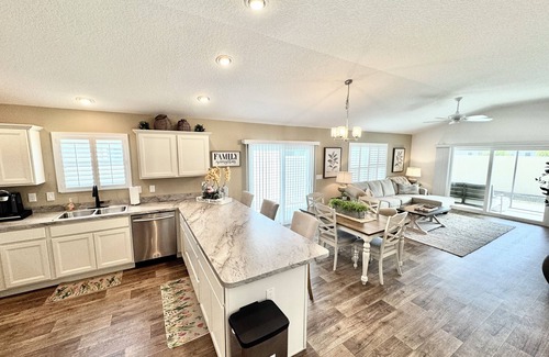 Wildwood Casa | 3/2 in The Village of DeLuna