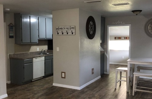 Fort Walton Beach Casa | 3.2 miles to the beaches and Bay, Cute Florida Cottage