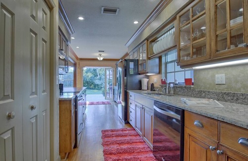 Historic District Casa | 3/2 Ocala Home, Historic District and Town Sq.