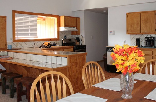 Angel Fire Casa | ¡Casa de 3,200 pies cuadrados perfecta para reuniones familiares!