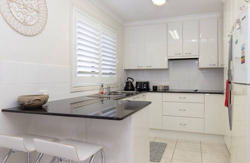 Tuncurry Casa | 3/29 Parkes St - Quiet villa to enjoy the laid back Mid North Coast lifestyle