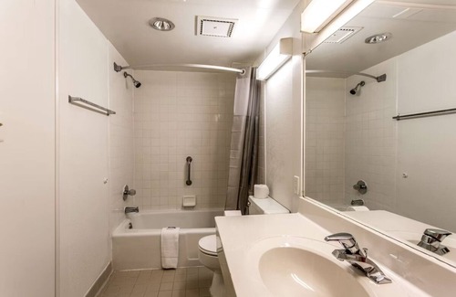 Edgewood Hotel | 3 Affordable Rooms w/ Complimentary Breakfast & Close Proximity to I-95