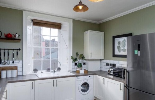 Stirling Casa | 3 Allan Park · The Stirling Townhouse