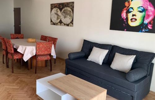 Almagro Apartamento | 3 Amplios ambientes excelente ubicacion-Avenida Corrientes Almagro- Cerca de todo