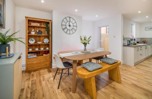 Cowes Casa | 3 Anzac Cottage