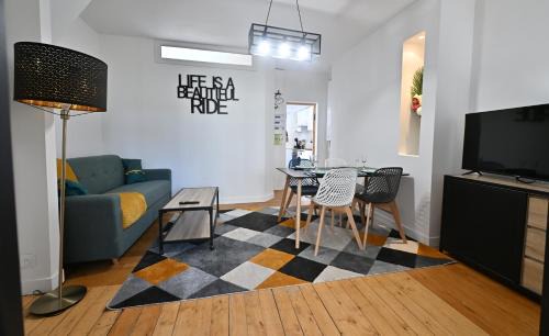 Sens Apartamento | 3 Appartements Premium au pied de la Cathédrale - Hypercentre