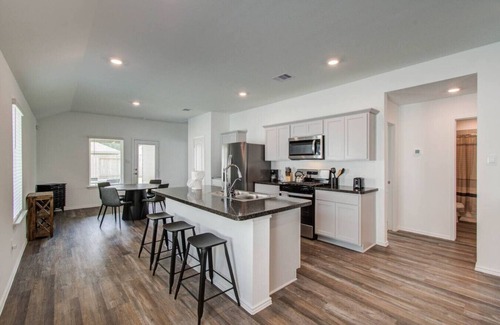 Spring Casa | 3 Bd/2 Ba Cozy Home 15 Min from IAH!